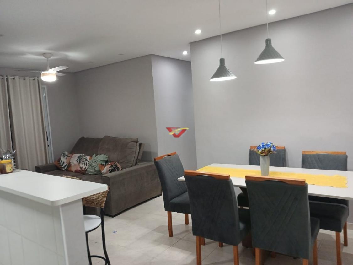 Apartamento à venda com 3 quartos, 74m² - Foto 2