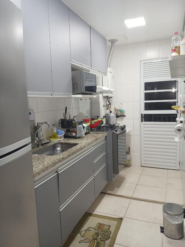 Apartamento à venda com 3 quartos, 74m² - Foto 12