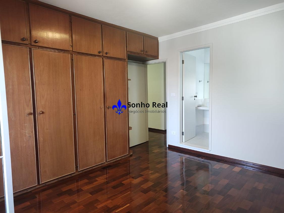 Casa à venda com 3 quartos, 250m² - Foto 17