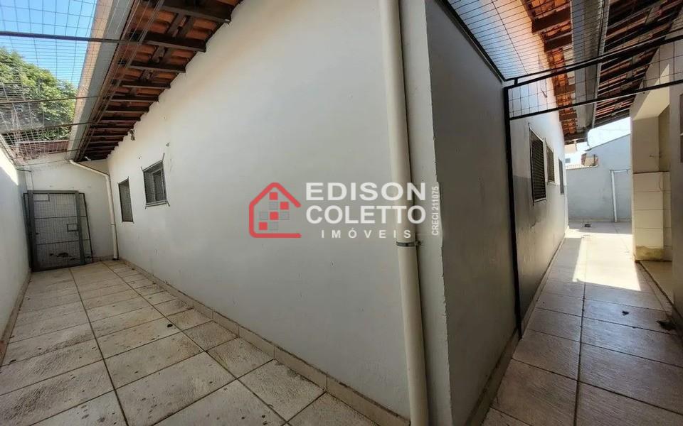 Casa para alugar com 3 quartos, 137m² - Foto 15