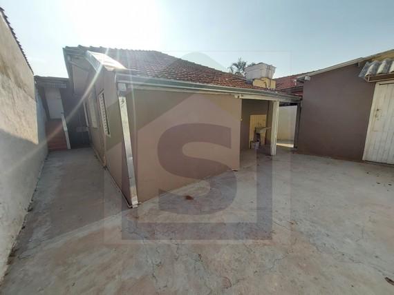 Casa à venda e aluguel com 3 quartos, 130m² - Foto 18