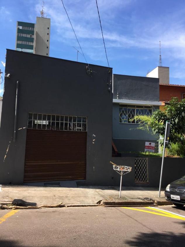 Casa à venda e aluguel com 2 quartos, 278m² - Foto 1