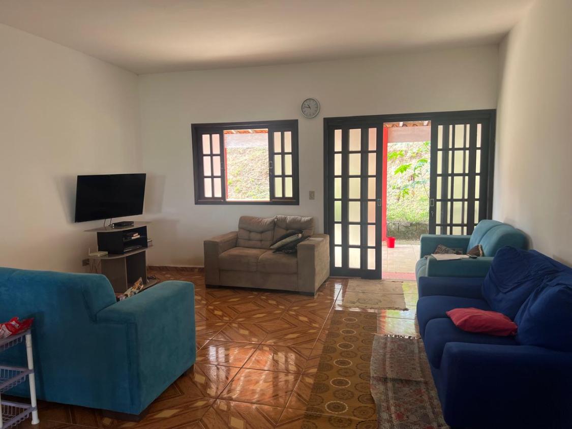 Fazenda à venda com 3 quartos, 2224m² - Foto 11