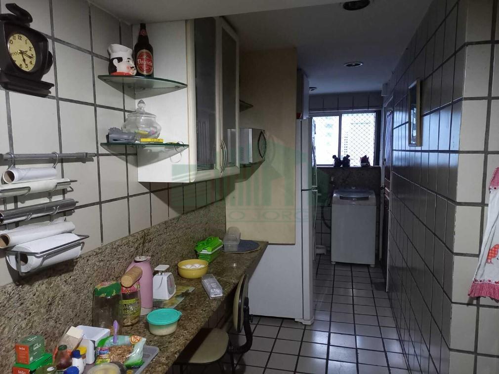 Apartamento à venda com 4 quartos, 125m² - Foto 10