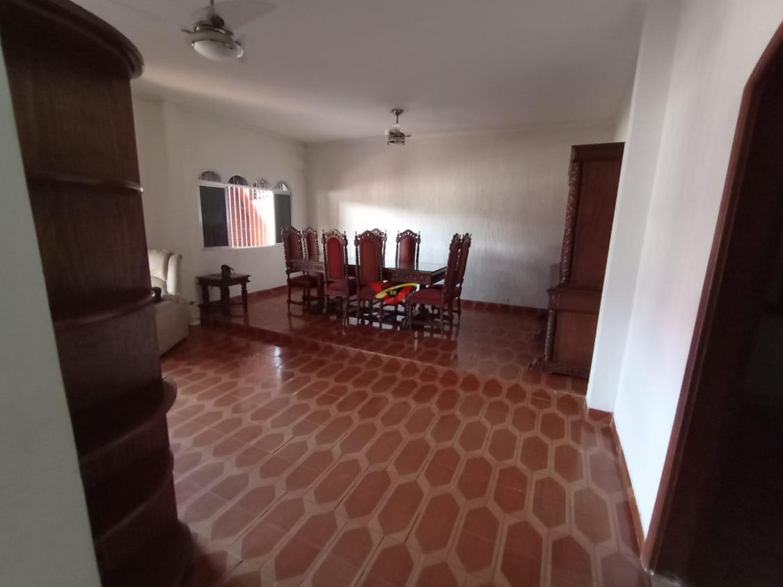 Casa à venda com 2 quartos, 120m² - Foto 10