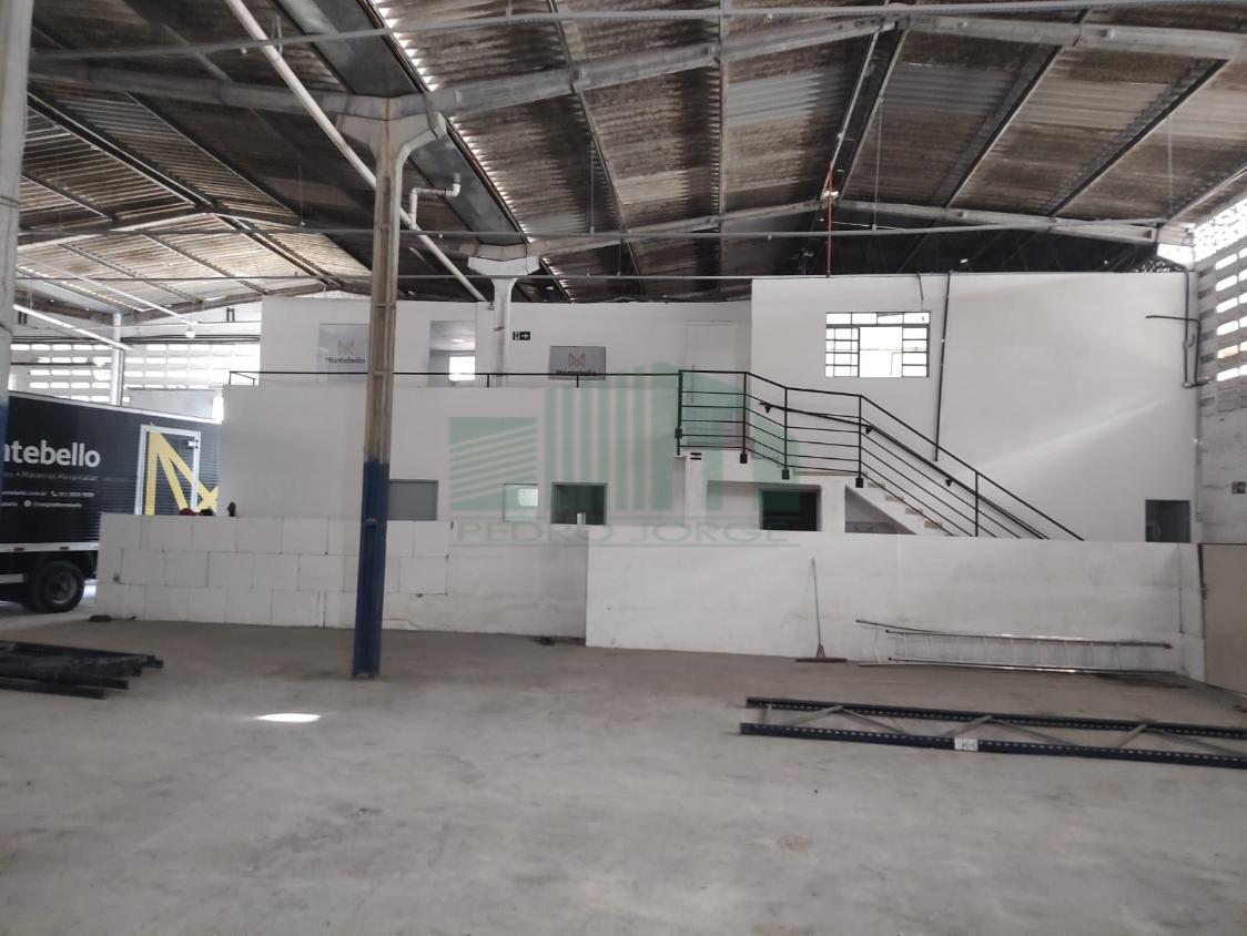 Depósito-Galpão-Armazém para alugar, 700m² - Foto 3