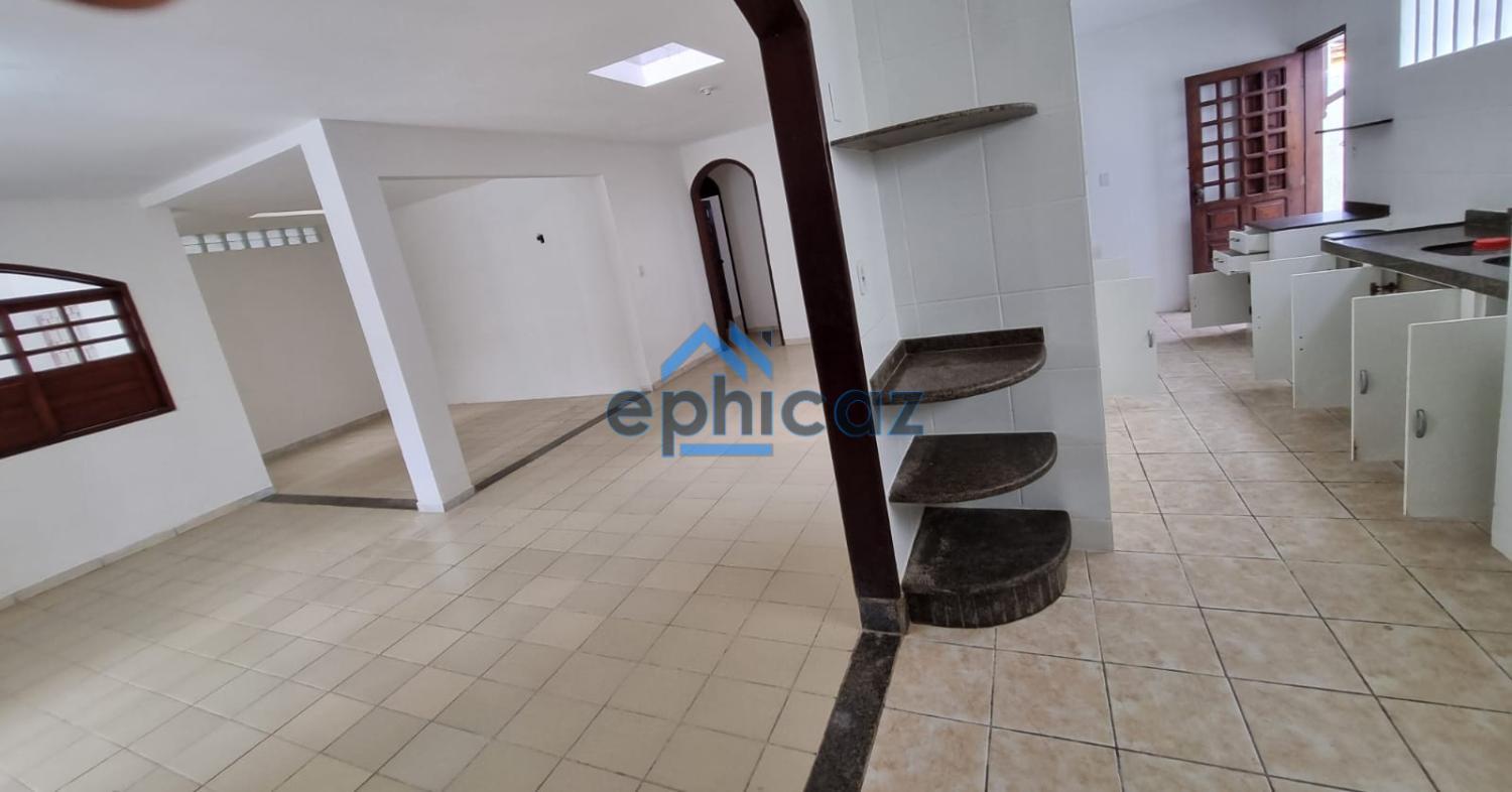 Casa à venda com 4 quartos, 320m² - Foto 11