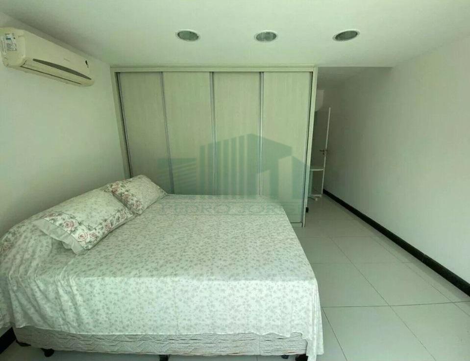 Casa de Condomínio à venda com 4 quartos, 360m² - Foto 17