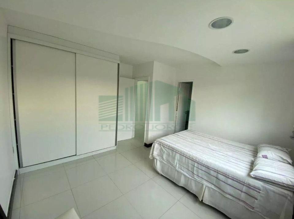 Casa de Condomínio à venda com 4 quartos, 360m² - Foto 19