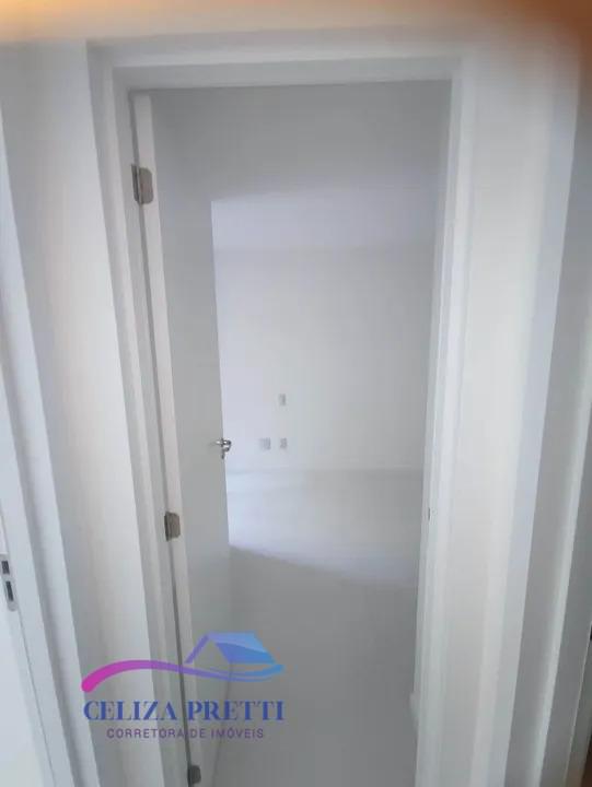 Apartamento à venda com 2 quartos, 65m² - Foto 11