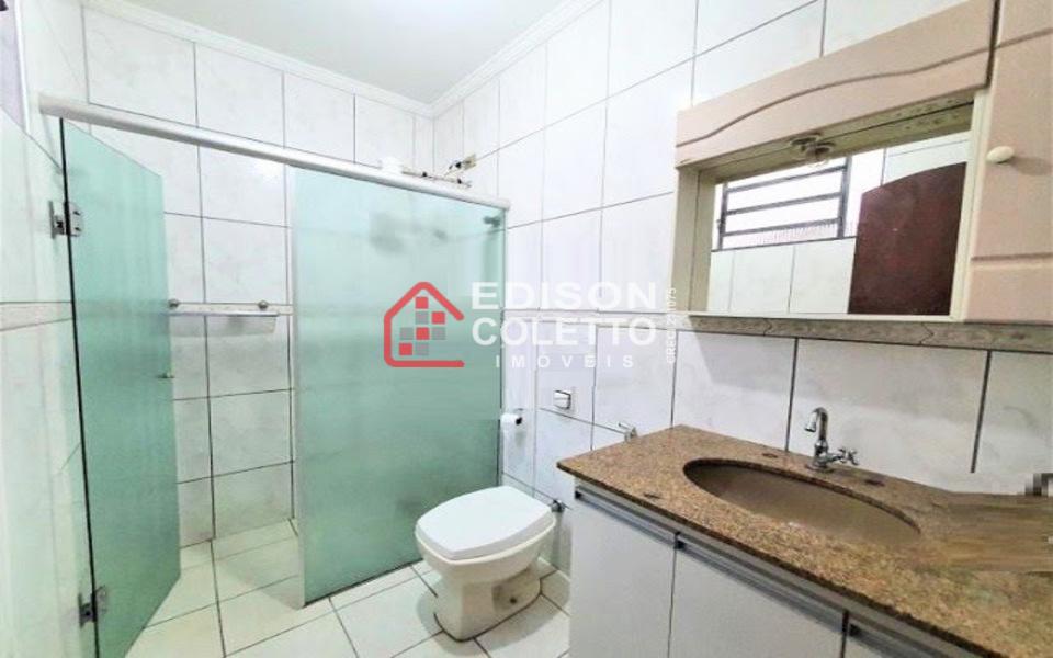 Casa à venda com 3 quartos, 114m² - Foto 14