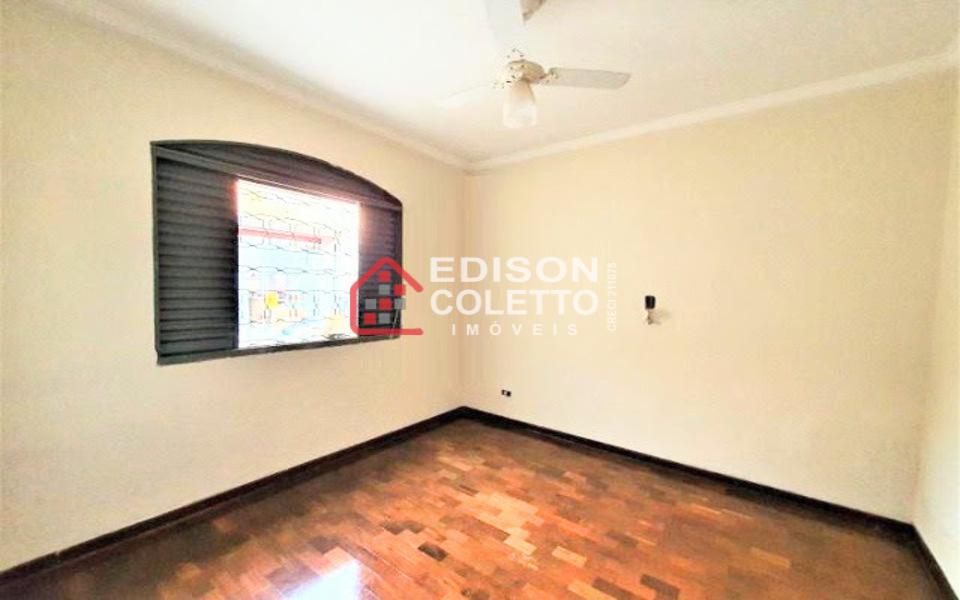 Casa à venda com 3 quartos, 114m² - Foto 13