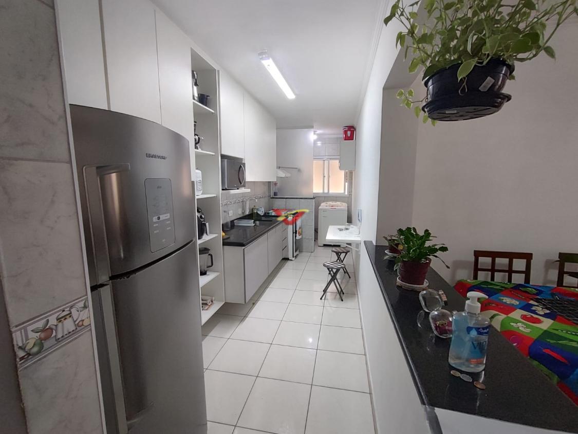 Apartamento à venda com 2 quartos, 72m² - Foto 36