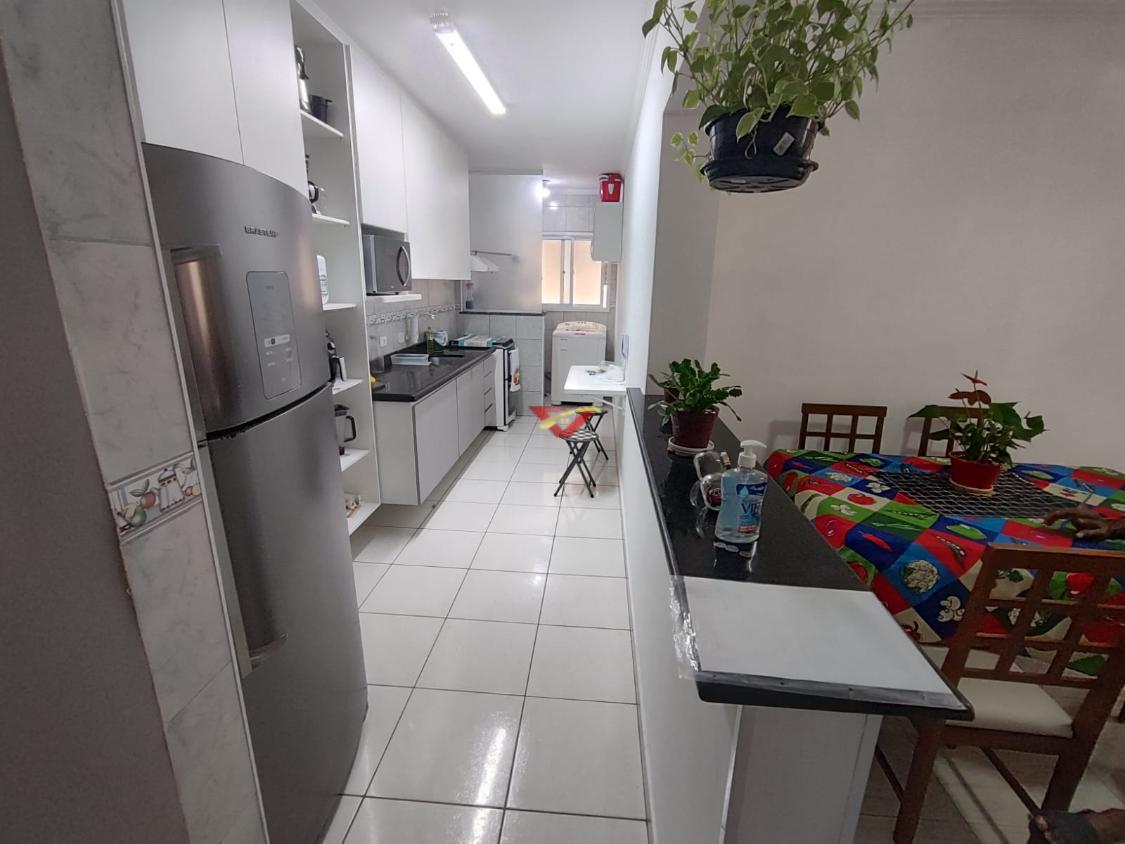 Apartamento à venda com 2 quartos, 72m² - Foto 35