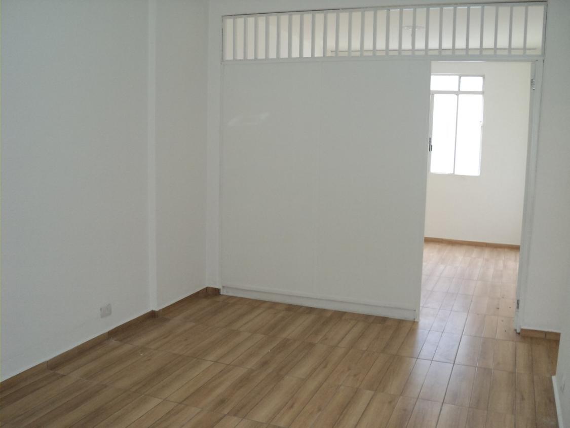 Apartamento para alugar com 1 quarto, 40m² - Foto 2