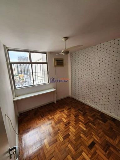 Apartamento à venda com 3 quartos, 88m² - Foto 2