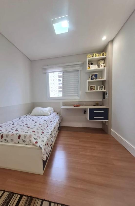 Apartamento à venda com 3 quartos, 131m² - Foto 7