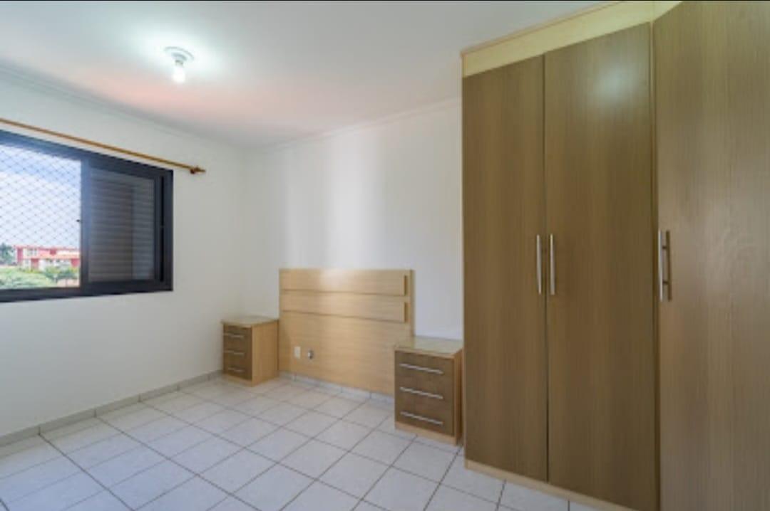 Apartamento à venda com 2 quartos, 75m² - Foto 14