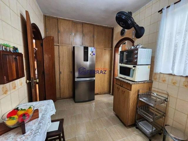 Apartamento à venda com 3 quartos, 140m² - Foto 12