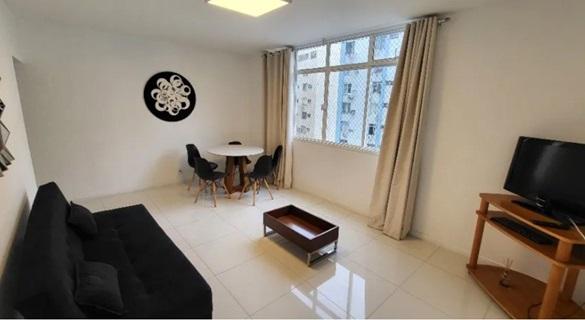 Apartamento à venda com 3 quartos, 110m² - Foto 1