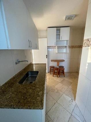 Apartamento à venda com 2 quartos, 85m² - Foto 7