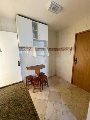 Apartamento à venda com 2 quartos, 85m² - Foto 8