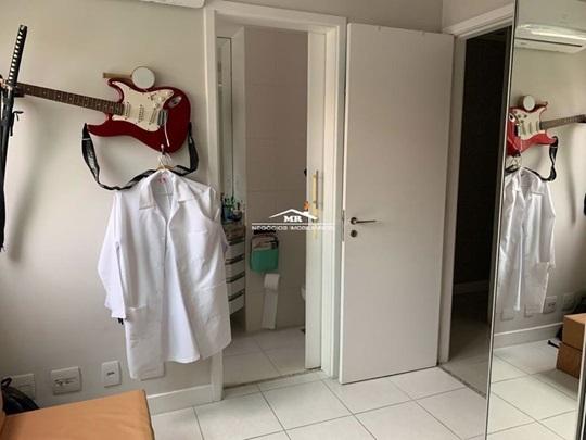 Apartamento à venda com 4 quartos, 145m² - Foto 10