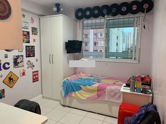 Apartamento à venda com 4 quartos, 145m² - Foto 11