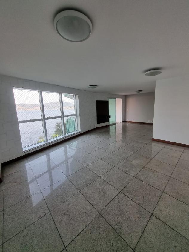 Apartamento à venda com 4 quartos, 220m² - Foto 5