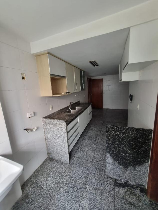 Apartamento à venda com 4 quartos, 220m² - Foto 24