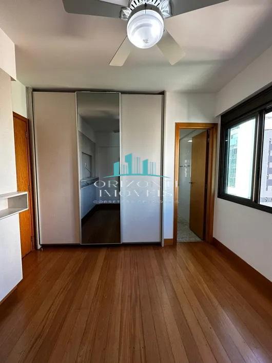 Apartamento à venda com 4 quartos - Foto 17