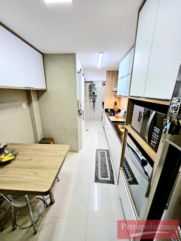 Apartamento à venda com 2 quartos, 74m² - Foto 11