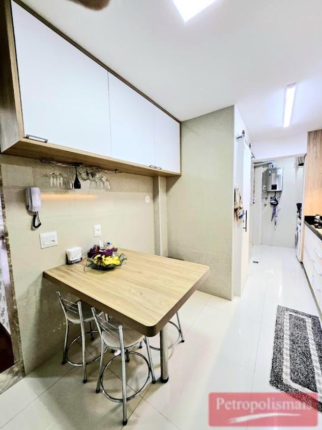 Apartamento à venda com 2 quartos, 74m² - Foto 12