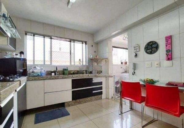 Apartamento à venda com 3 quartos - Foto 4