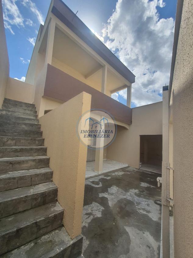 Casa à venda e aluguel com 6 quartos, 220m² - Foto 5