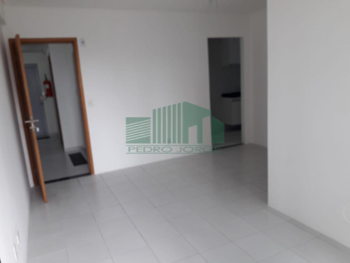 Apartamento à venda com 3 quartos, 61m² - Foto 2