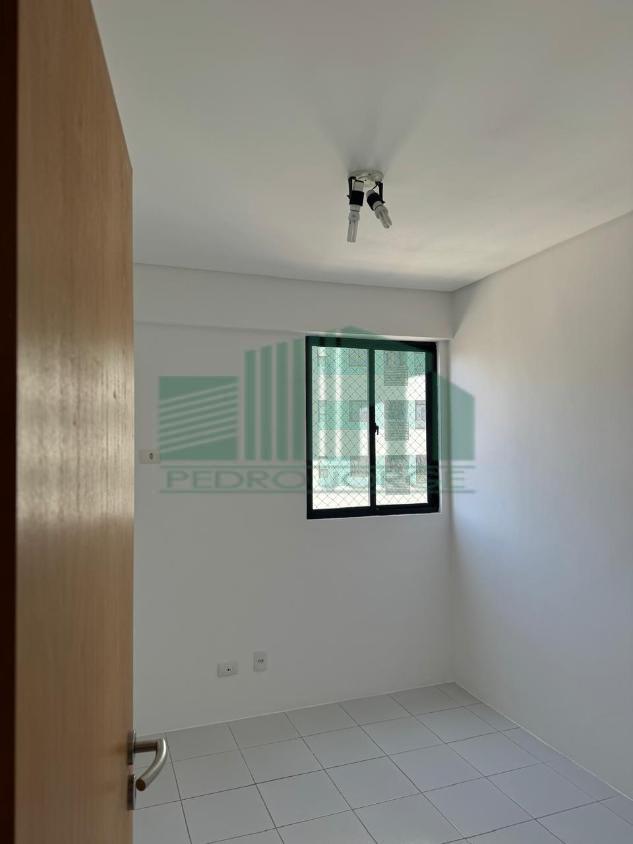 Apartamento à venda com 3 quartos, 61m² - Foto 8