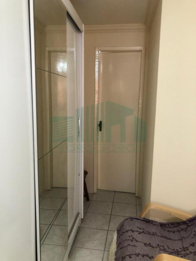 Apartamento à venda com 2 quartos, 75m² - Foto 7