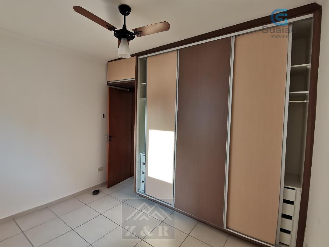 Apartamento à venda com 2 quartos, 71m² - Foto 3