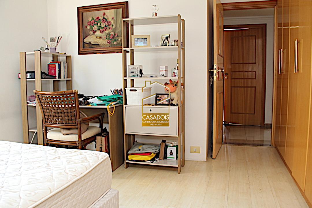 Apartamento à venda com 3 quartos, 125m² - Foto 15