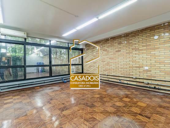 Casa à venda e aluguel com 8 quartos, 400m² - Foto 8