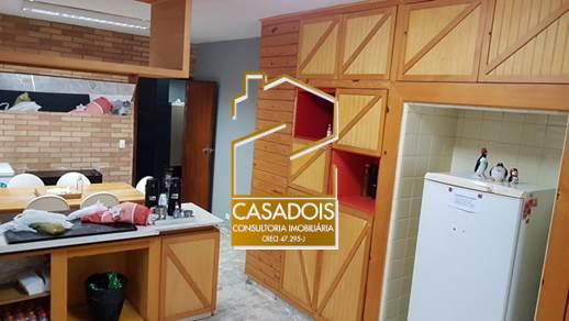 Casa à venda e aluguel com 8 quartos, 400m² - Foto 12