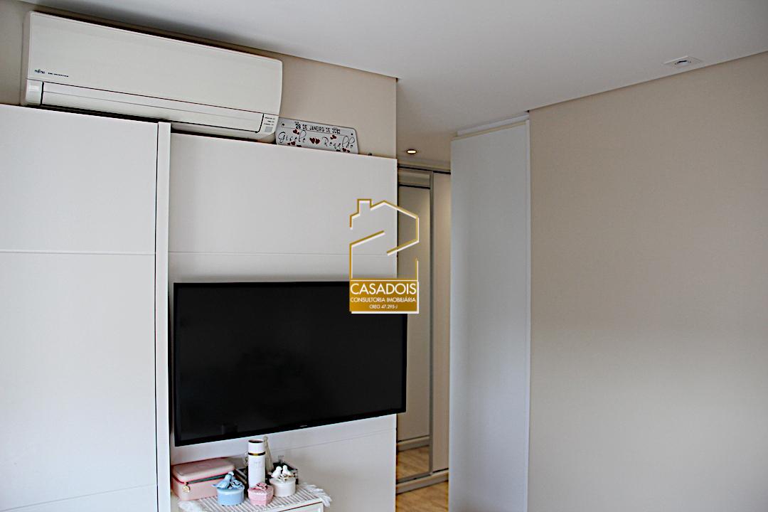 Apartamento à venda com 3 quartos, 143m² - Foto 12