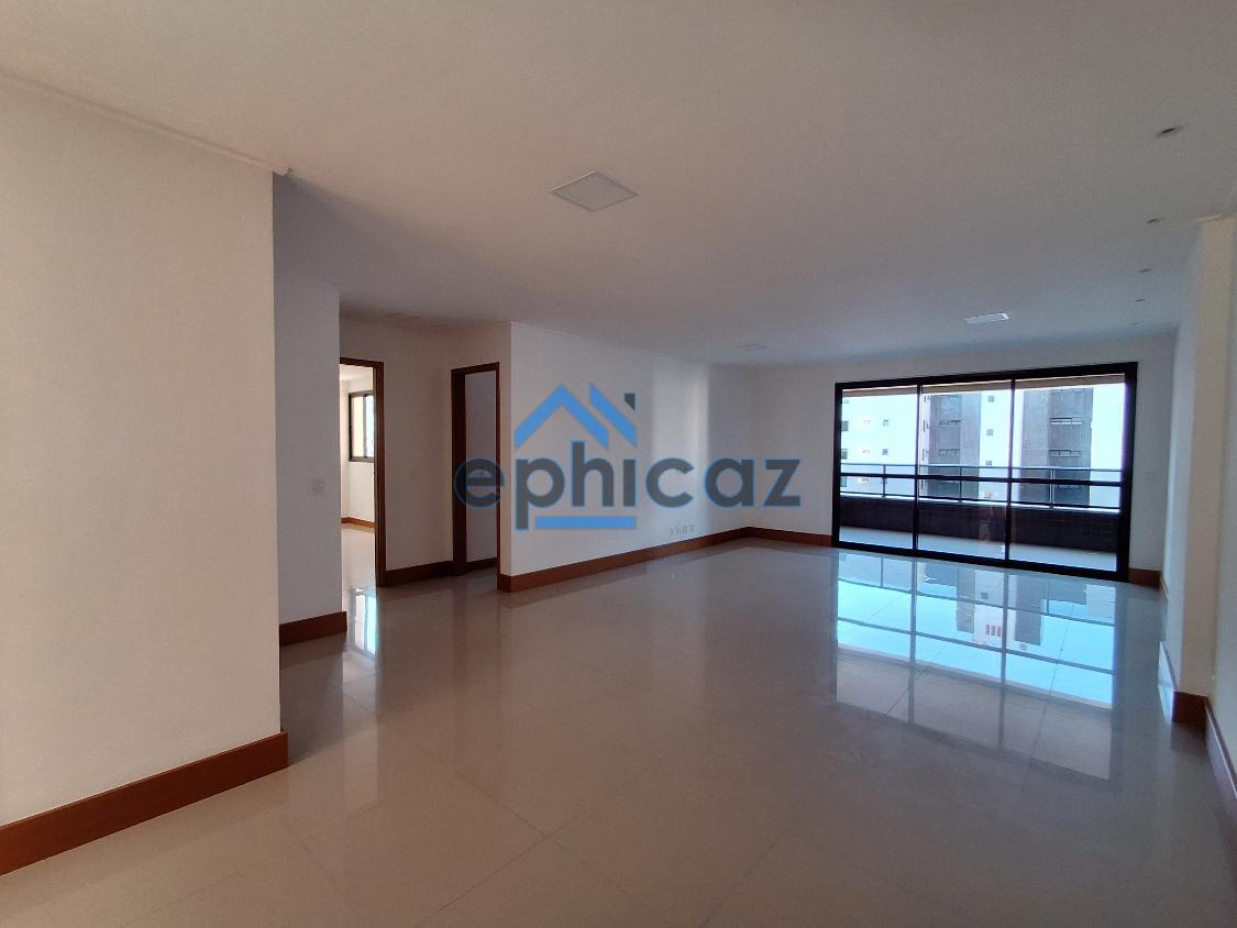 Apartamento à venda com 3 quartos, 147m² - Foto 1