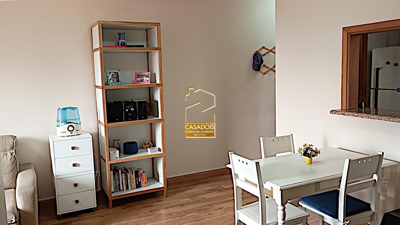 Apartamento à venda com 2 quartos, 67m² - Foto 4