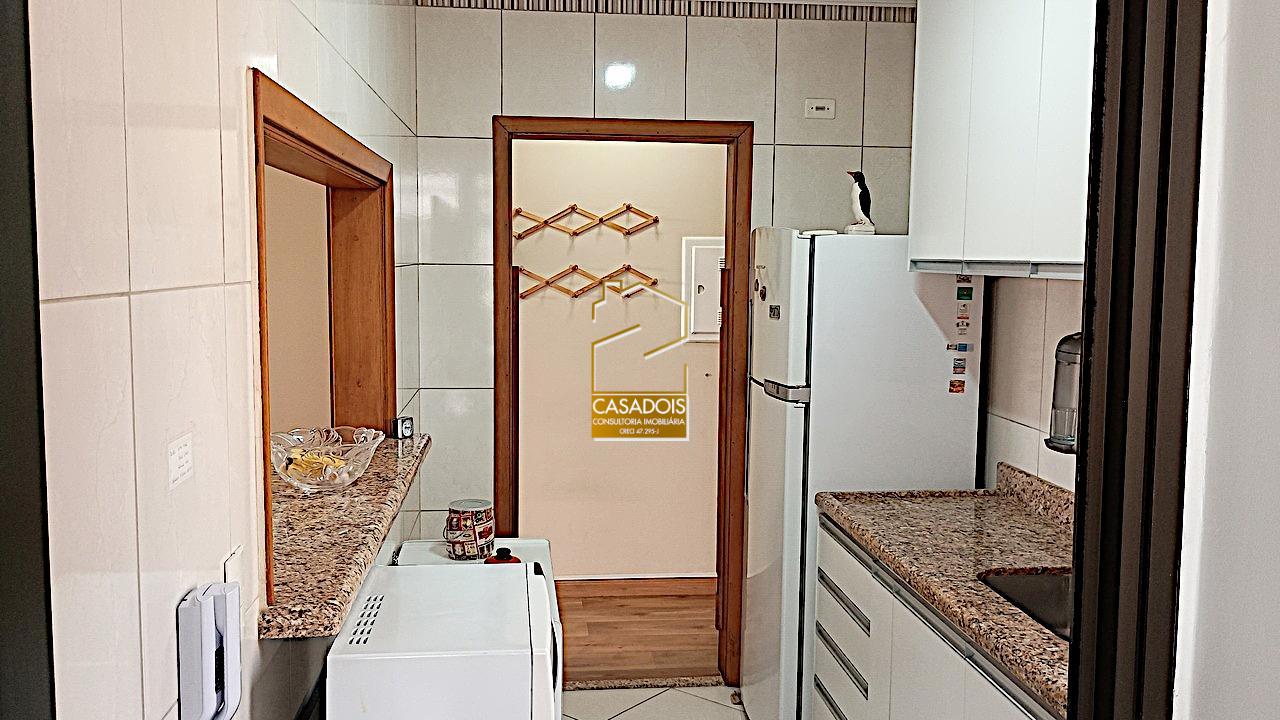 Apartamento à venda com 2 quartos, 67m² - Foto 22