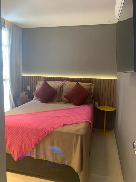 Apartamento à venda com 2 quartos, 65m² - Foto 2