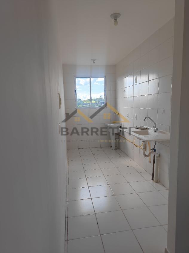 Apartamento à venda com 2 quartos, 44m² - Foto 3