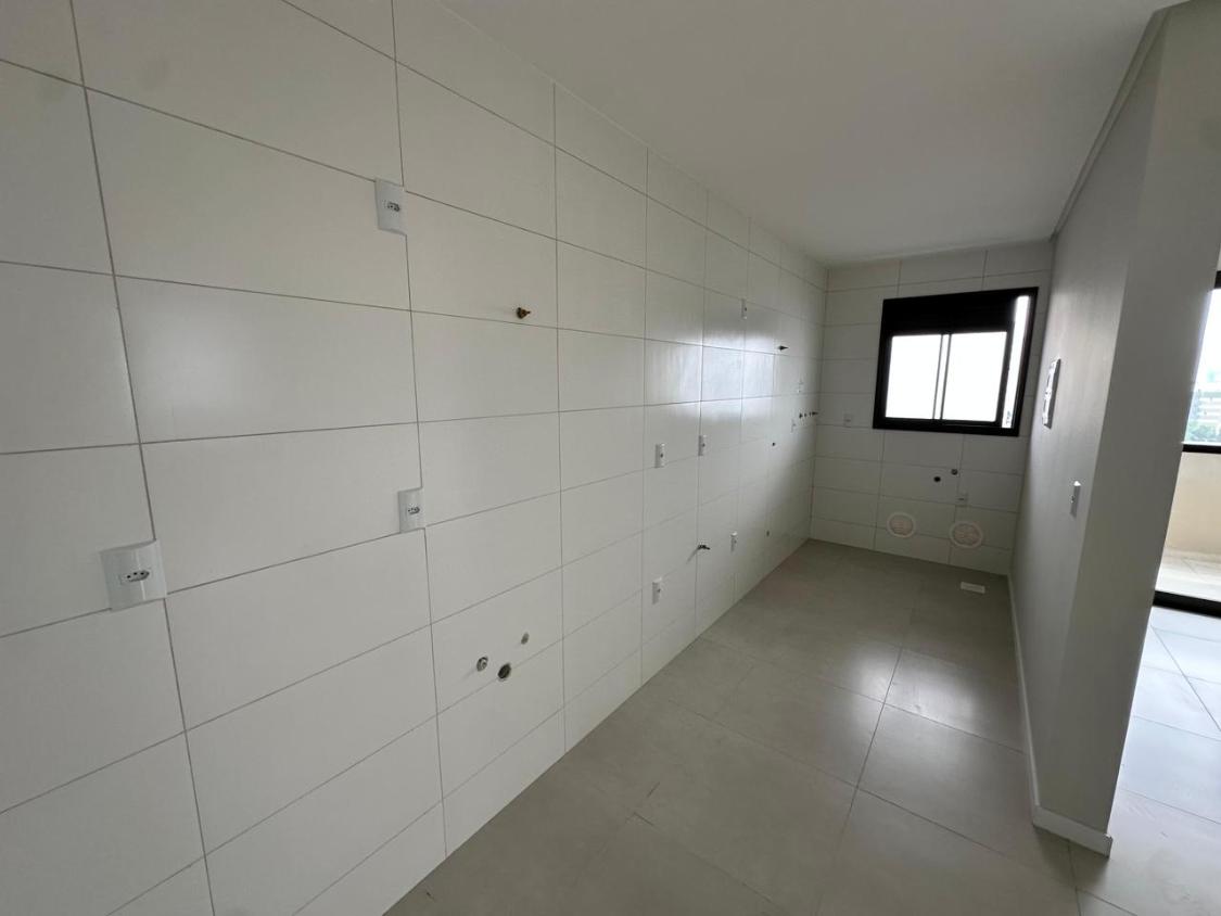 Apartamento à venda com 3 quartos, 84m² - Foto 9