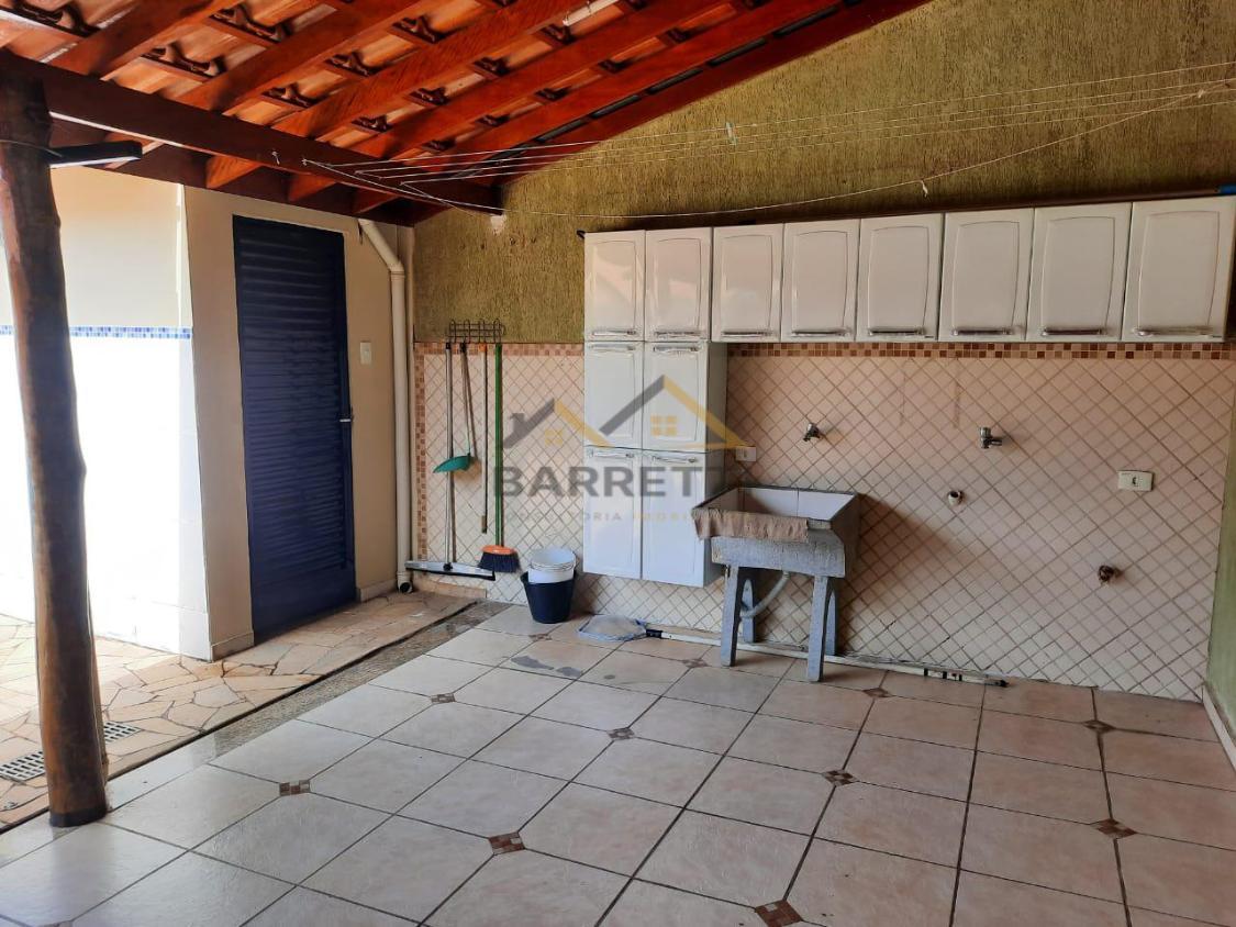 Casa à venda com 2 quartos, 202m² - Foto 15